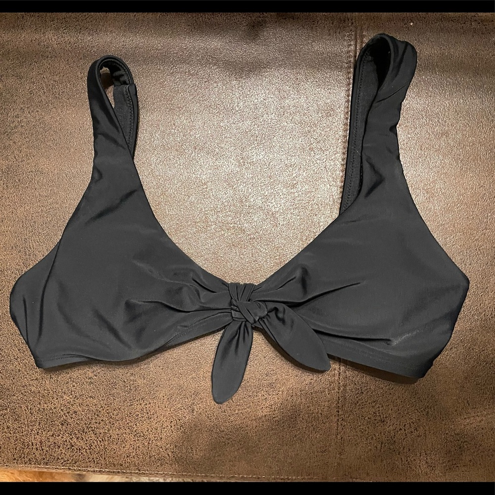 Hollister tie front bikini top